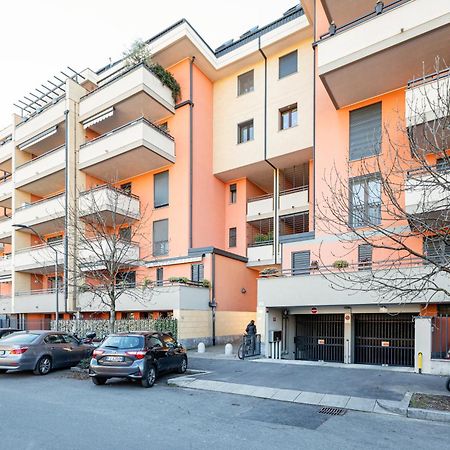 Sweet Milano Apartment - With Balcony Exterior photo